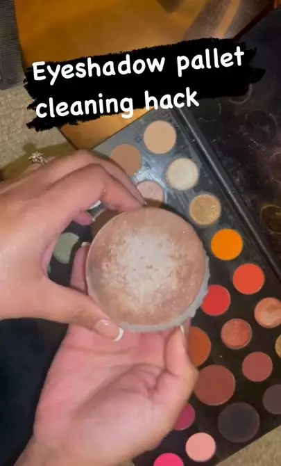 Tips bersihkan palet eyeshadow tanpa merusak warna Instagram