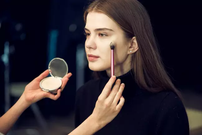 makeup look natural ala Cathy Sharon Berbagai sumber makeup look natural ala Cathy Sharon Berbagai sumber