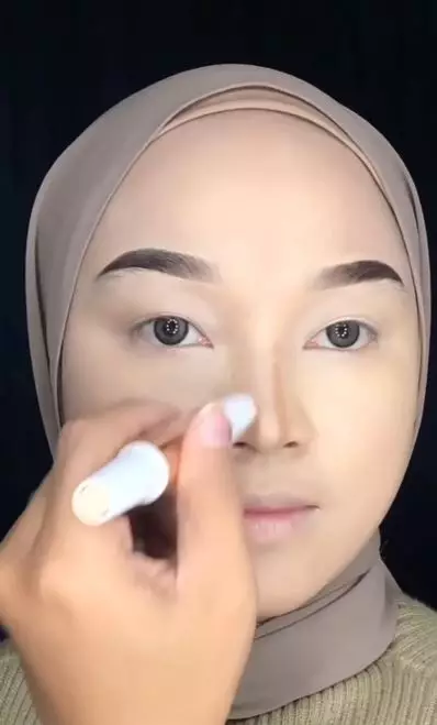 Tutorial contour hidung untuk pemula Instagram