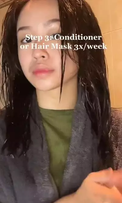 Urutan haircare untuk rambut diwarnai TikTok