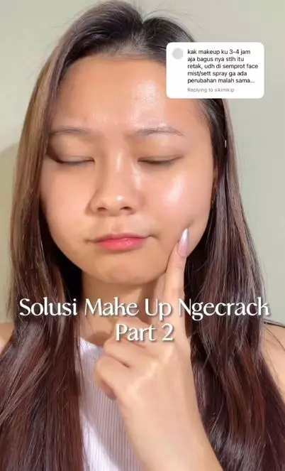 Trik mencampur makeup dan skincare untuk dapatkan riasan flawless dan anticrack Instagram Trik mencampur makeup dan skincare untuk dapatkan riasan flawless dan anticrack Instagram