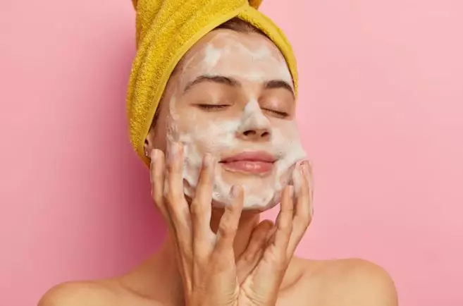 Cara gunakan masker mata agar lebih efektif freepik.com Cara gunakan masker mata agar lebih efektif freepik.com