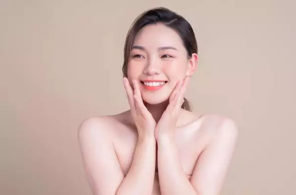 Cara gunakan masker mata agar lebih efektif freepik.com Cara gunakan masker mata agar lebih efektif freepik.com