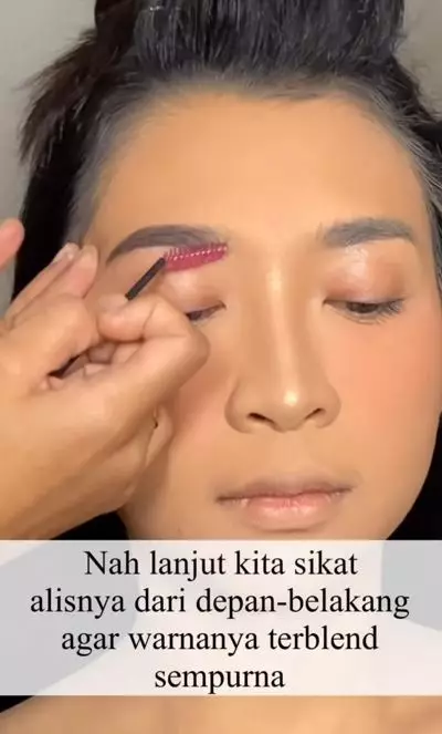 Tutorial rapikan alis sulam ala MUA Instagram Tutorial rapikan alis sulam ala MUA Instagram