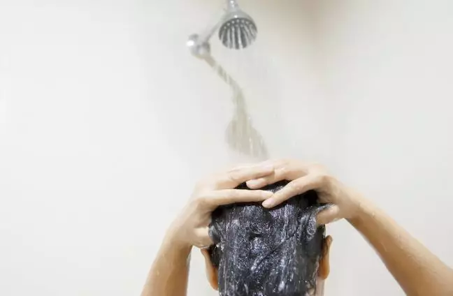 Perawatan rambut berhijab ala Ayudia Bing Slamet Berbagai sumber Perawatan rambut berhijab ala Ayudia Bing Slamet Berbagai sumber