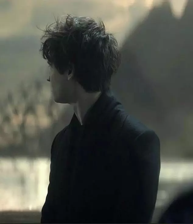 Cara menata model rambut fluffy Berbagai sumber