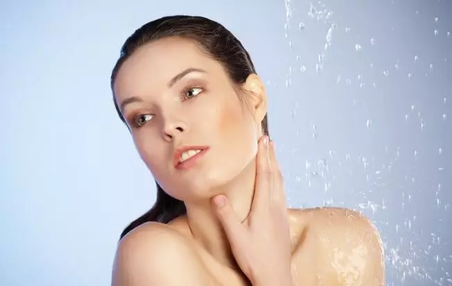 Cara pakai body scrub agar lebih efektif freepik.com