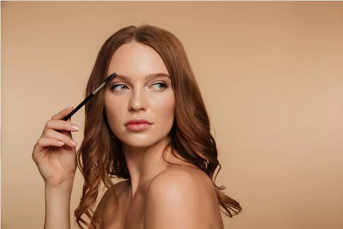 makeup ala pesinetron Rachquel Nesia  Berbagai sumber