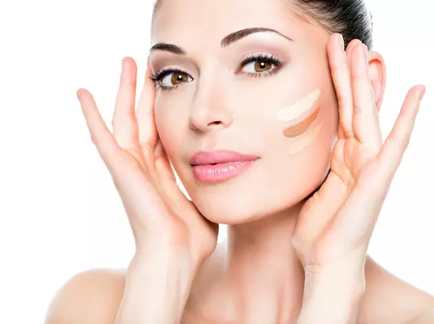 Step daily makeup ala Sandrinna Michelle  Berbagai sumber