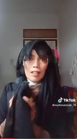 transformasi makeup ala karakter Wednesday Addams Berbagai sumber transformasi makeup ala karakter Wednesday Addams Berbagai sumber