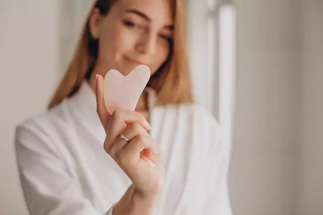 Trik mudah kempeskan mata bengkak Berbagai sumber Trik mudah kempeskan mata bengkak Berbagai sumber