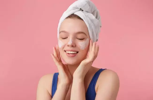 Cara pakai sleeping mask yang tepat freepik.com