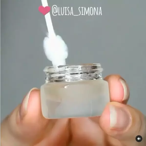 trik melepas bulu mata palsu tanpa bikin bulu rontok Berbagai sumber