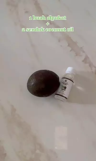 Tips membuat masker rambut pakai alpukat TikTok Tips membuat masker rambut pakai alpukat TikTok