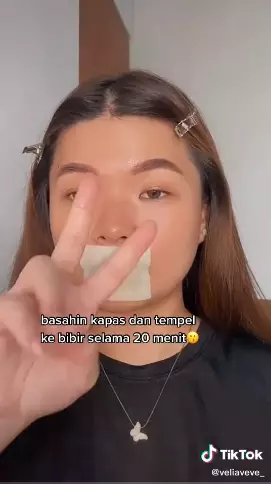 trik simpel cerahkan bibir hitam Berbagai sumber