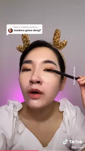 trik menggunakan maskara dan eyeliner Berbagai sumber