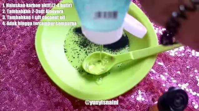 DIY eyeliner Berbagai sumber