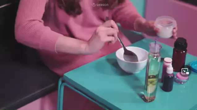 membuat lip scrub dari bahan alami Berbagai sumber