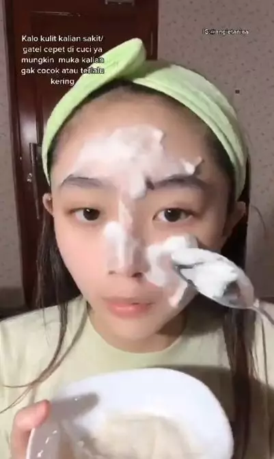 DIY membuat masker untuk kecilkan pori-pori pakai 2 bahan dapur TikTok DIY membuat masker untuk kecilkan pori-pori pakai 2 bahan dapur TikTok