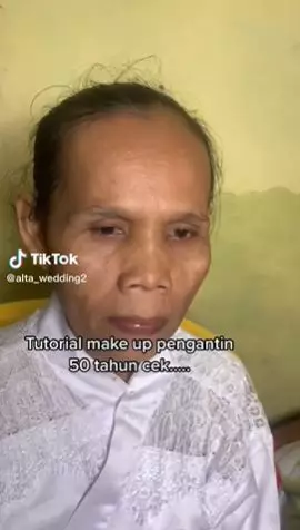 Transformasi pengantin usia 50 tahun dirias MUA © 2022 TikTok