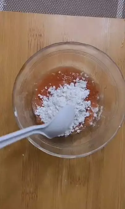 Cara membuat lulur untuk atasi kulit kering dan kusam pakai 2 bahan dapur Berbagai sumber Cara membuat lulur untuk atasi kulit kering dan kusam pakai 2 bahan dapur Berbagai sumber