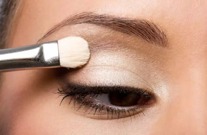 Trik kecantikan keluarga kerajaan Inggris Berbagai sumber