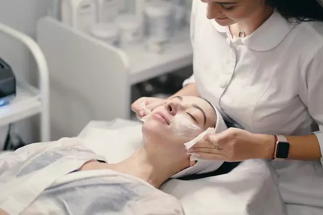 perawatan wajah ala Olivia Zalianty Berbagai sumber perawatan wajah ala Olivia Zalianty Berbagai sumber