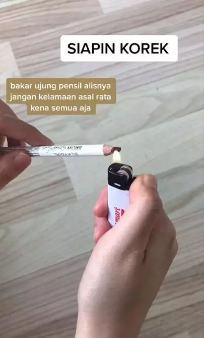 Trik membuat eyeliner gel cuma pakai 1 alat dapur Berbagai sumber Trik membuat eyeliner gel cuma pakai 1 alat dapur Berbagai sumber