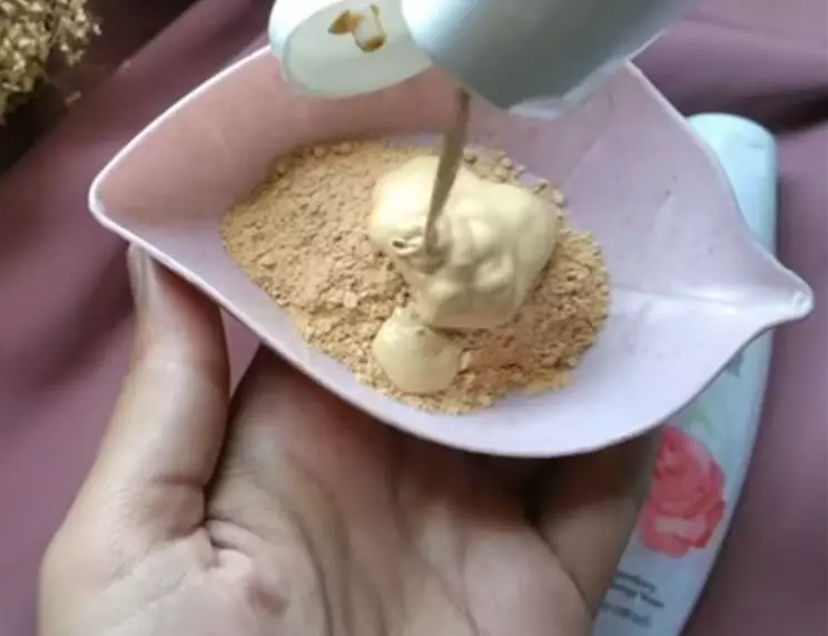 Cara membuat bedak two way cake pakai 3 produk makeup Berbagai sumber