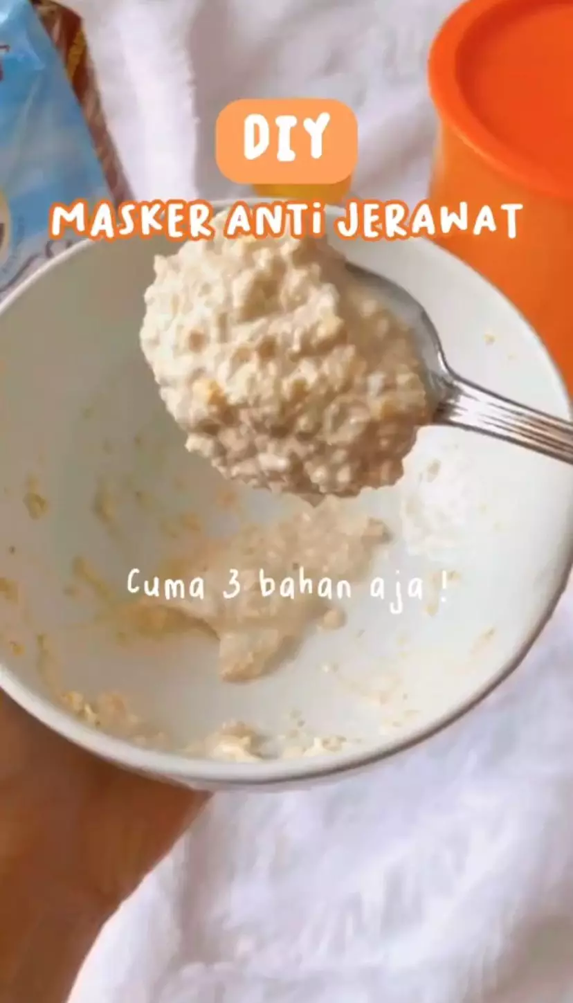 cara membuat masker wajah berjerawat © berbagai sumber
