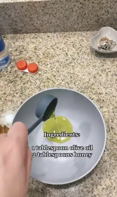 Trik mengatasi rambut kasar pakai 2 bahan dapur Berbagai sumber