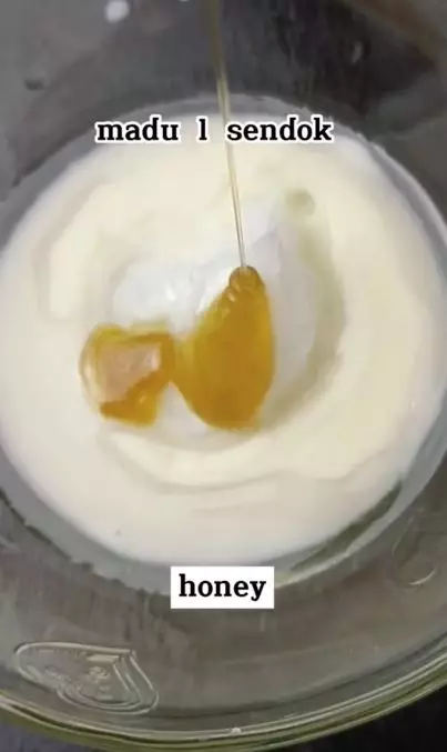 Trik merawat rambut bekas rebonding pakai 3 bahan alami Berbagai sumber Trik merawat rambut bekas rebonding pakai 3 bahan alami Berbagai sumber