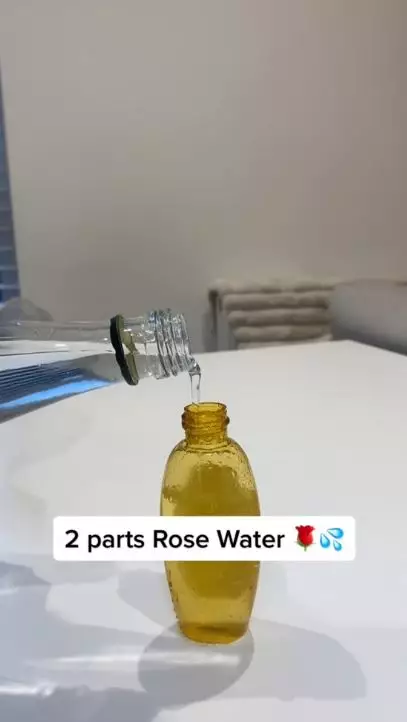 Cara membuat serum rambut untuk menghaluskan frizzy hair pakai 2 bahan alami Berbagai sumber Cara membuat serum rambut untuk menghaluskan frizzy hair pakai 2 bahan alami Berbagai sumber