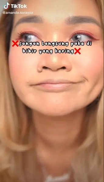 tips menggunakan lipstik matte berbagai sumber