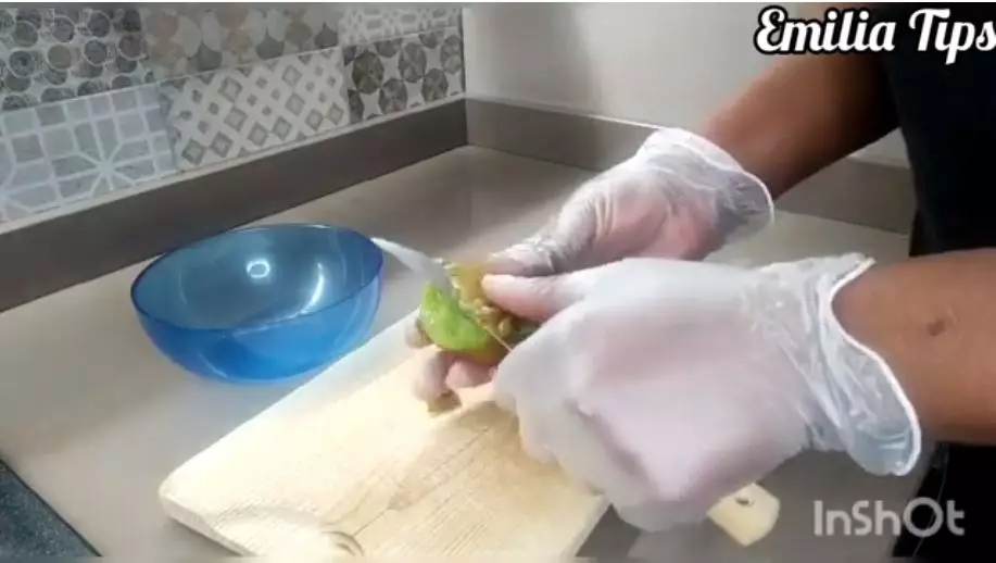 cara mudah membuat body scrub untuk kulit kering berbagai sumber cara mudah membuat body scrub untuk kulit kering berbagai sumber