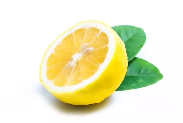 Trik mencerahkan warna rambut ini cuma butuh 2 bahan dapur Berbagai sumber Trik mencerahkan warna rambut ini cuma butuh 2 bahan dapur Berbagai sumber