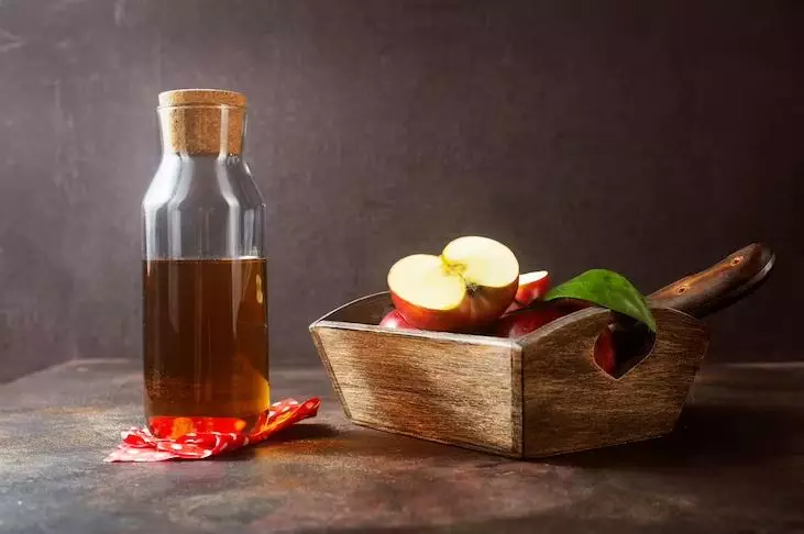 Trik mengatasi rambut kusam dan ketombe pakai campuran dari 2 bahan alami Berbagai sumber Trik mengatasi rambut kusam dan ketombe pakai campuran dari 2 bahan alami Berbagai sumber