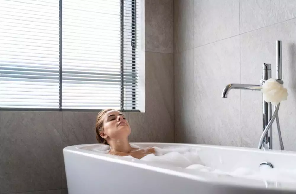 cara cerahkan kulit pantat yang gelap © 2023 brilio.net cara cerahkan kulit pantat yang gelap © 2023 brilio.net