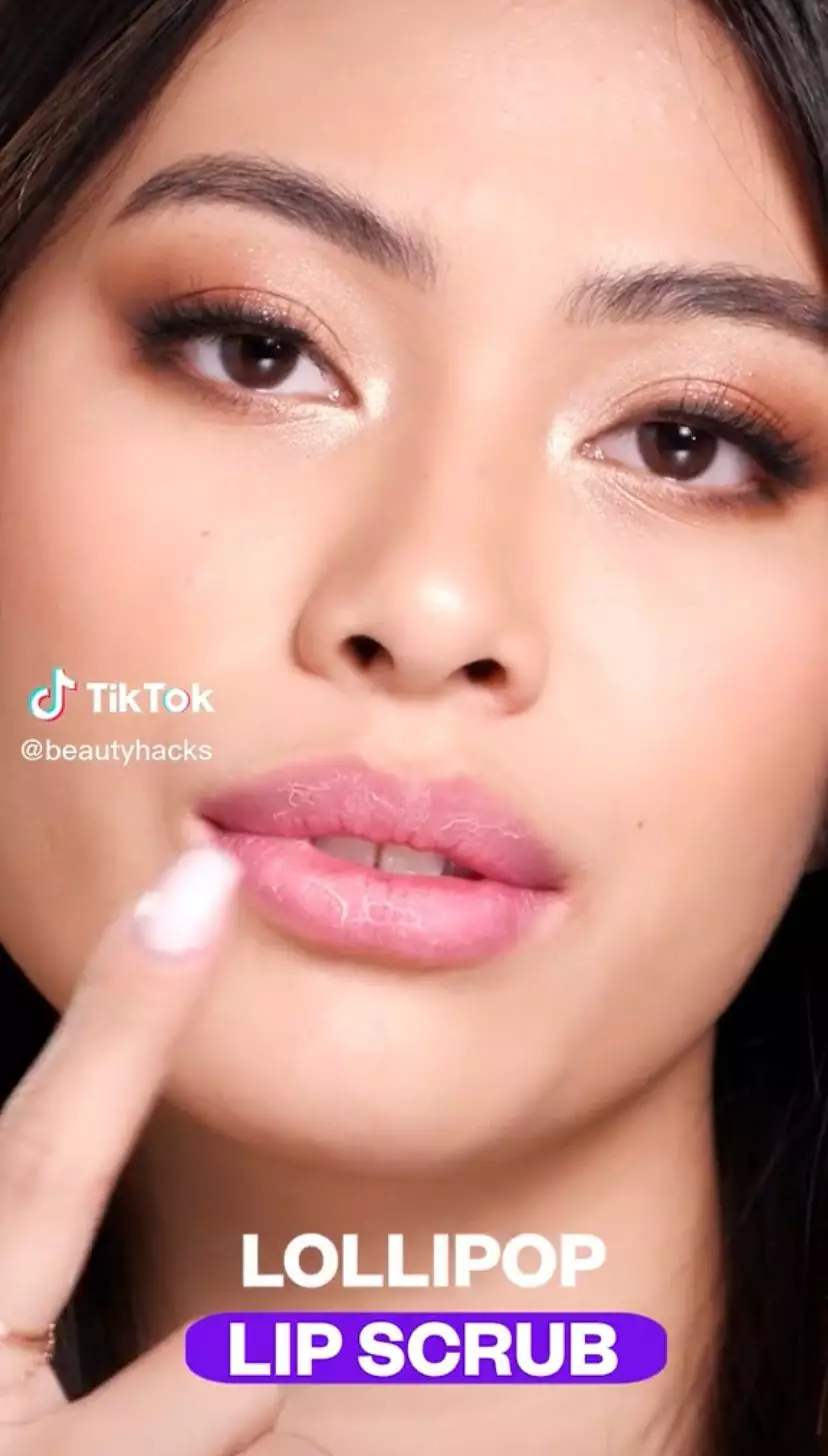 Bikin bibir merah merona Istimewa Bikin bibir merah merona Istimewa