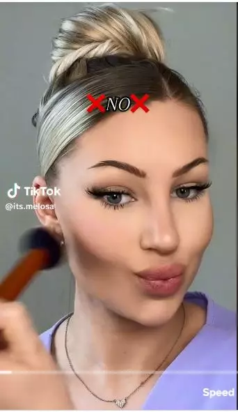  trik aplikasikan blush on agar tak menor berbagai sumber