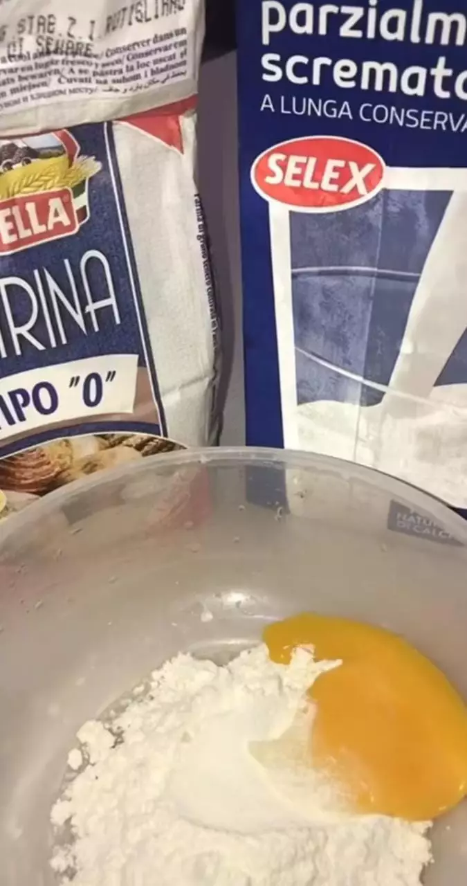 trik bikin masker brightening pakai 3 bahan dapur © 2023 brilio.net trik bikin masker brightening pakai 3 bahan dapur © 2023 brilio.net