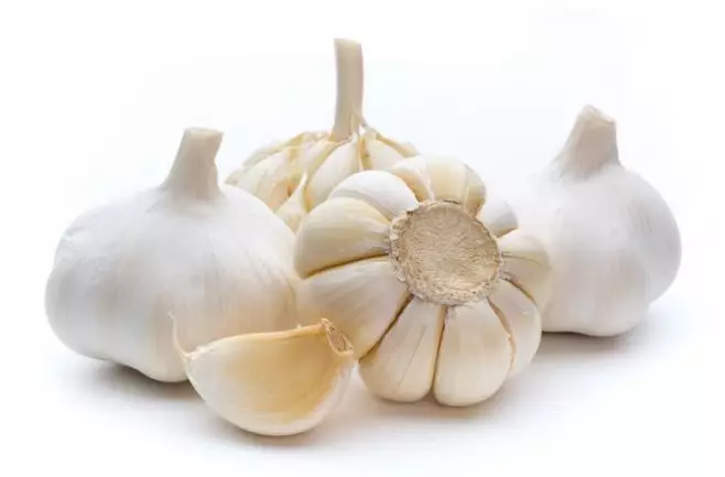 Cara melebatkan rambut tipis pakai masker dari 1 jenis bumbu dapur Berbagai sumber