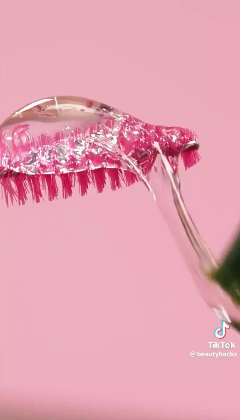 Bahan alami untuk mempertebal alis Istimewa Bahan alami untuk mempertebal alis Istimewa