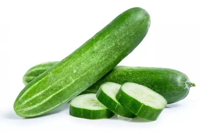 Cara meremajakan kulit agar tampak awet muda pakai 3 jenis buah Berbagai sumber