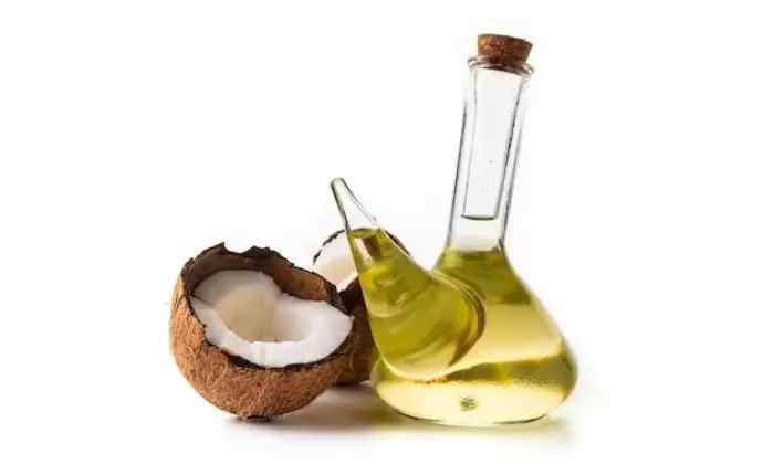 Cara lembapkan kulit kepala pakai oil spray dari 2 bahan alami Berbagai sumber