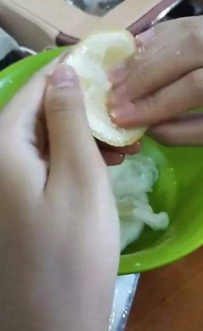 Trik membersihkan kuku hitam dan kusam pakai 1 jenis buah Berbagai sumber Trik membersihkan kuku hitam dan kusam pakai 1 jenis buah Berbagai sumber