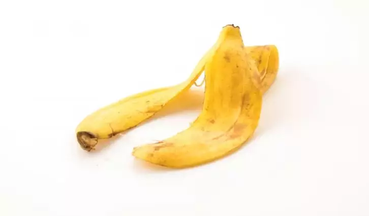 Cara mengatasi bibir pecah-pecah pakai 1 jenis kulit buah Berbagai sumber