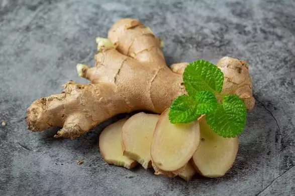Trik mengatasi plak dan bau mulut pakai 1 jenis rempah dapur Berbagai sumber Trik mengatasi plak dan bau mulut pakai 1 jenis rempah dapur Berbagai sumber