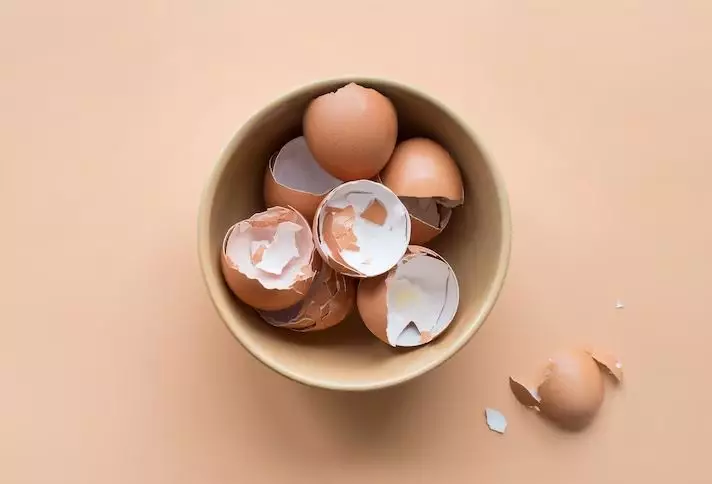 Memutihkan gigi kuning pakai 1 jenis kulit bahan dapur Berbagai sumber