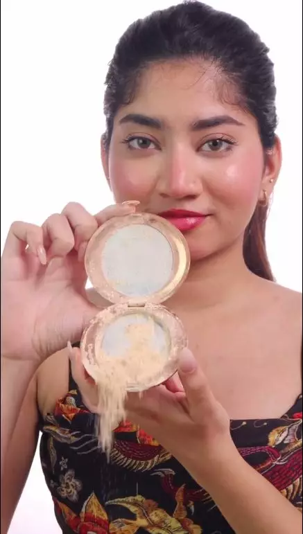 memperbaiki bedak padat hancur berbagai sumber